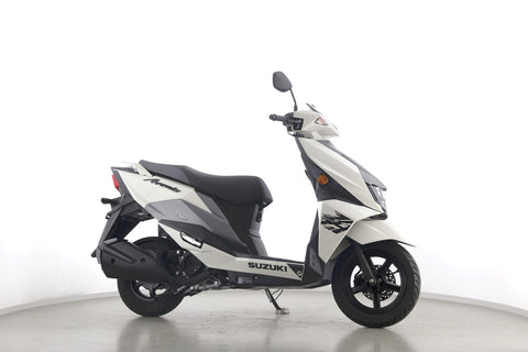 SUZUKI AVENIS 125