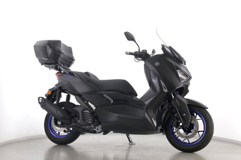 YAMAHA XMAX 125