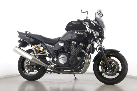 YAMAHA XJR 1300