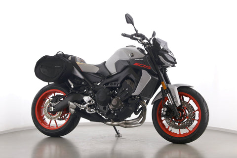 YAMAHA MT 09