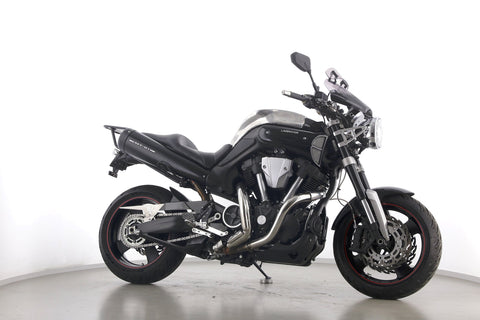 YAMAHA MT 01
