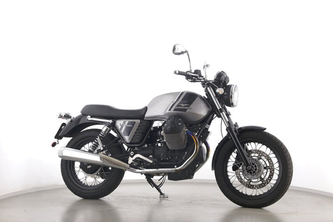 MOTO GUZZI V7 SPECIAL