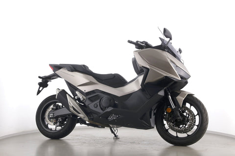 HONDA FORZA 750