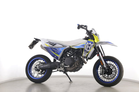 HUSQVARNA 701 SUPERMOTO LLC A2